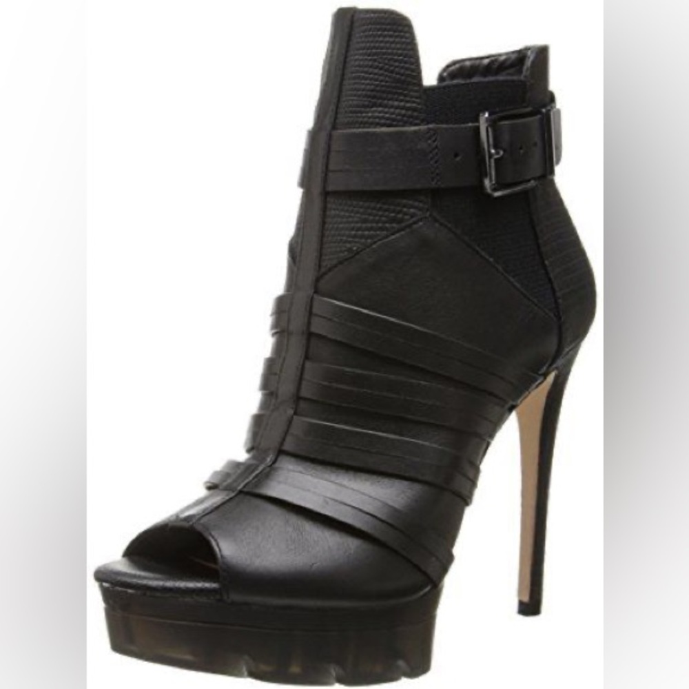 BCBGMAXAZRIA Hesh Leather Boot Bootie Heel Platform 9 Moto BCBG Goth